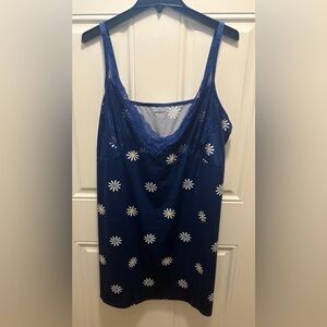 Chic Plus Size Navy Daisy Nightie